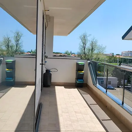 Apartman Recanati Chic -la Maison De La Madame