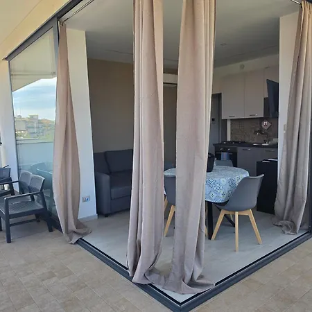 Recanati Chic -la Maison De La Madame شقة جيارديني ناكسوس