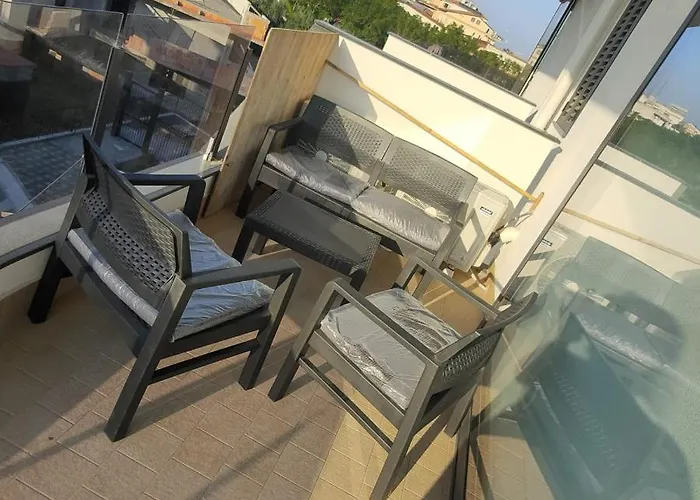 Recanati Chic -la Maison De La Madame Giardini Naxos